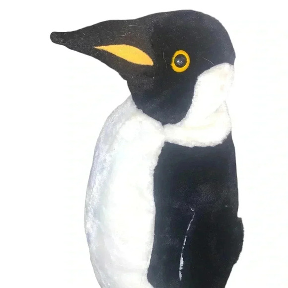 Penguin stuffed animal - Picture 3 of 3